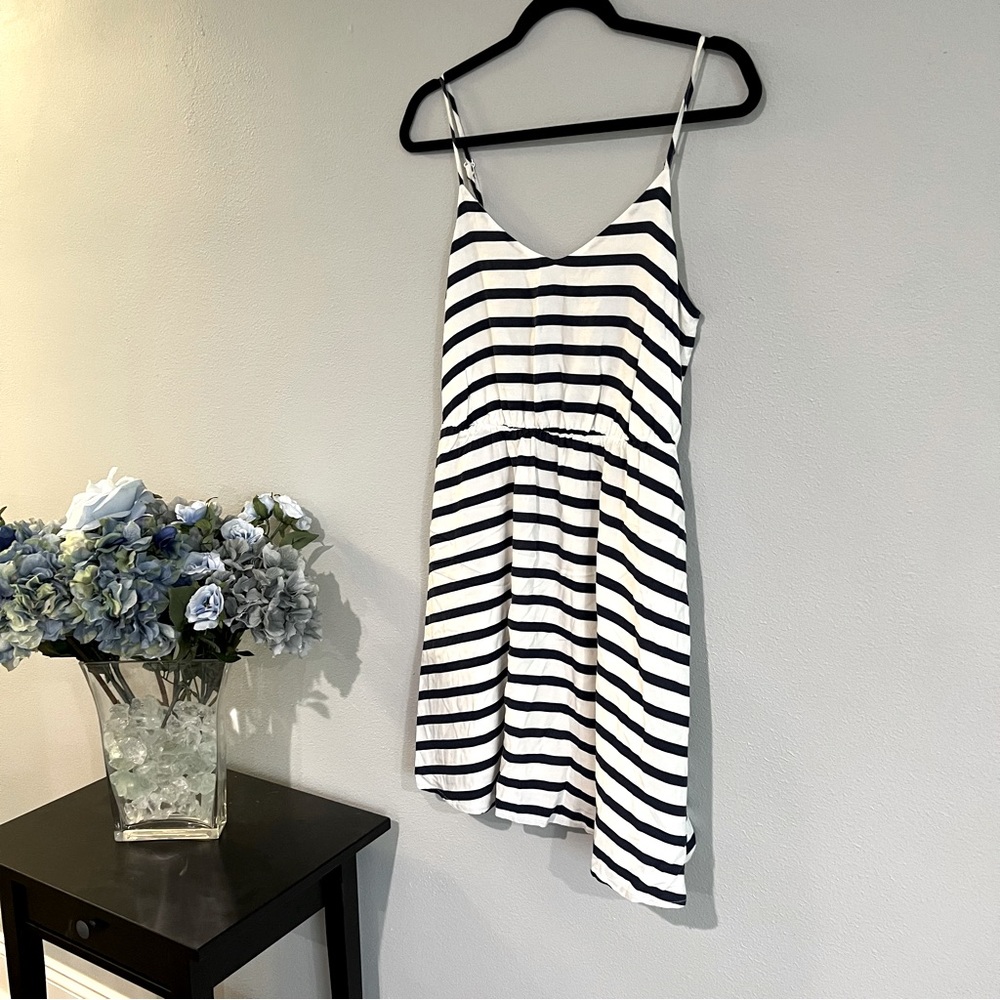 LC Lauren Conrad Breezy Navy and White Striped Casual Dress with Straps - Sz 10